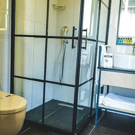 Hostel Ni Lara *