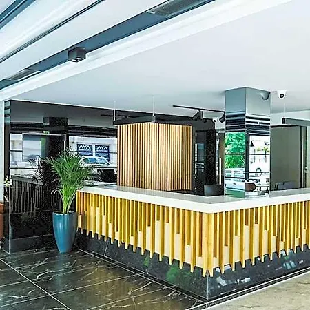 Hostel Ni Lara *