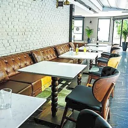 Hostel Ni Lara