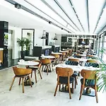 Ni Lara Hostel Αττάλεια