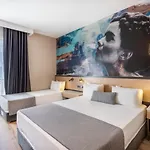 Ni Lara Hostel Αττάλεια